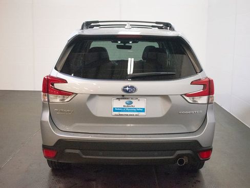 Used 2023 Subaru Forester Limited AWD/4WD image 5