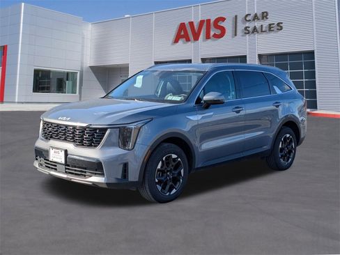 Used 2024 Kia Sorento S image 1