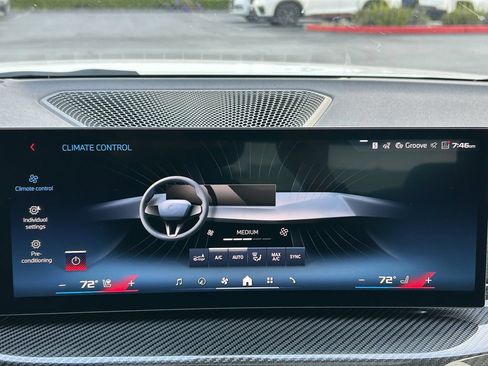 New 2026 BMW M440i Coupe w/ Premium Package RWD image 24