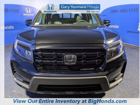 Used 2025 Honda Ridgeline Black Edition image 12