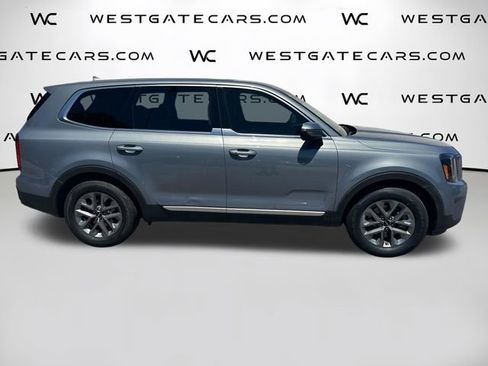 Used 2023 Kia Telluride LX FWD image 23