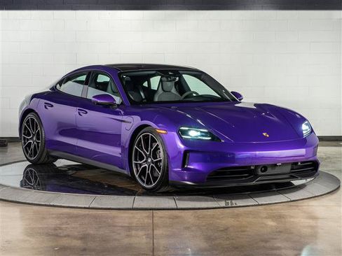 Used 2025 Porsche Taycan AWD/4WD image 7