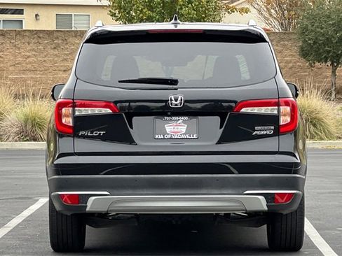 Used 2019 Honda Pilot Touring image 7