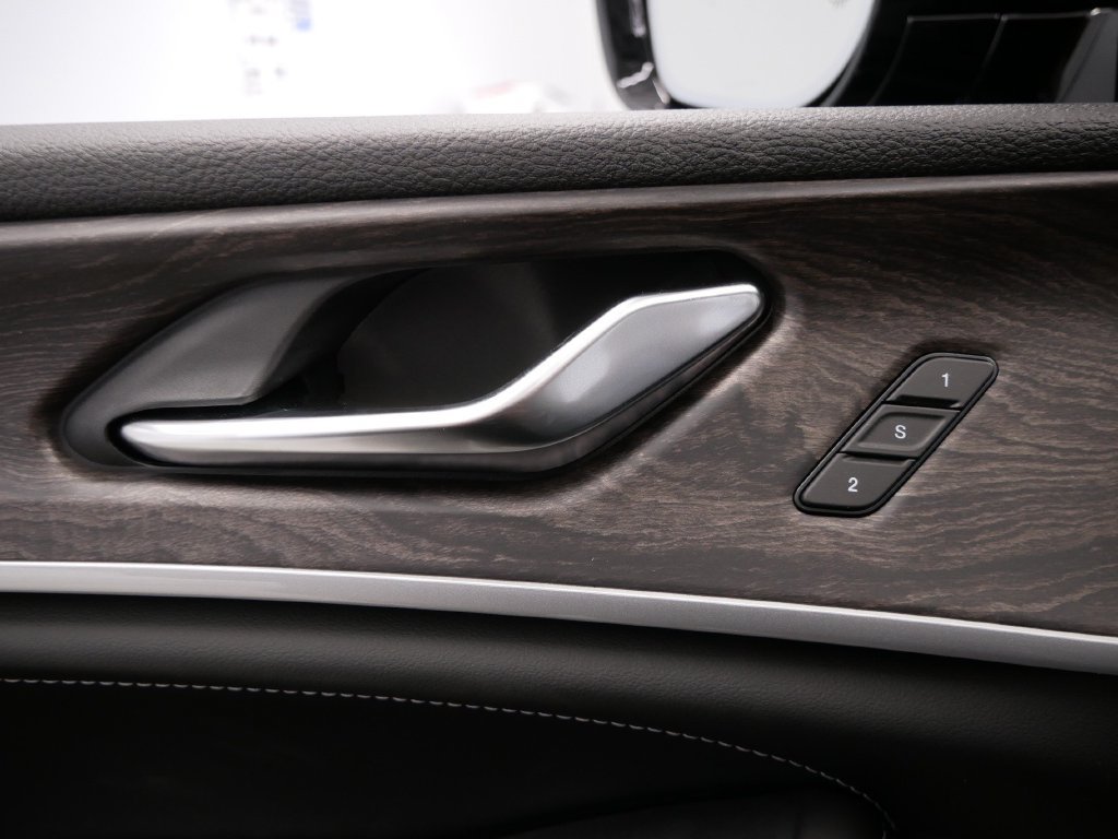 New 2027 Jeep Grand Cherokee Limited AWD/4WD image 19