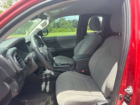 Used 2022 Toyota Tacoma SR RWD image 10