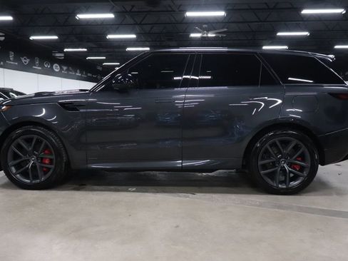 Used 2024 Land Rover Range Rover Sport Autobiography image 2