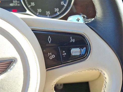 Used 2014 Bentley Mulsanne image 26