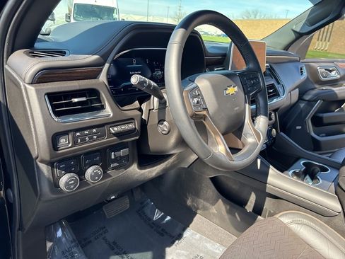 Used 2023 Chevrolet Tahoe High Country AWD/4WD image 48