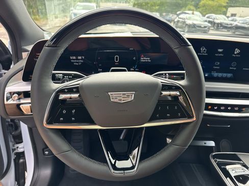 Certified 2026 Cadillac Lyriq Sport AWD/4WD image 15