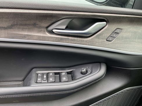 New 2026 Jeep Grand Cherokee Limited w/ Limited Altitude Package image 16