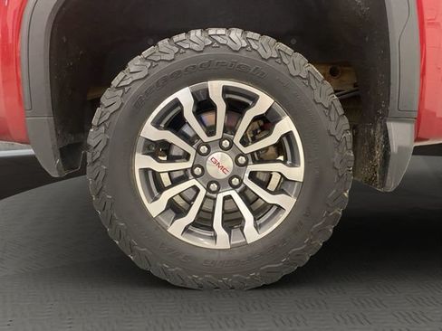 Used 2019 GMC Sierra 1500 AT4 w/ AT4 Premium Package AWD/4WD image 39
