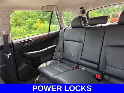 Used 2015 Subaru Outback 2.5i Limited AWD/4WD image 14