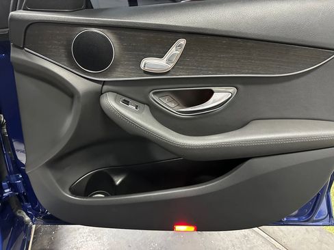 Used 2019 Mercedes-Benz C 300 Sedan w/ Parking Assistance Package image 27