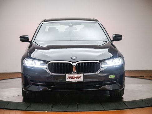 Certified 2023 BMW 530e w/ Premium Package RWD image 7