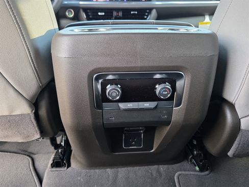 New 2026 Chevrolet Tahoe LS image 17