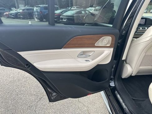 Used 2024 Mercedes-Benz GLE 350 4MATIC image 10