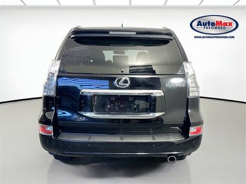 Used 2017 Lexus GX 460 image 8