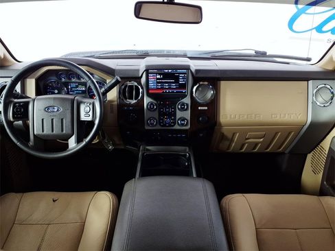 Used 2016 Ford F250 Lariat w/ Lariat Ultimate Package image 13