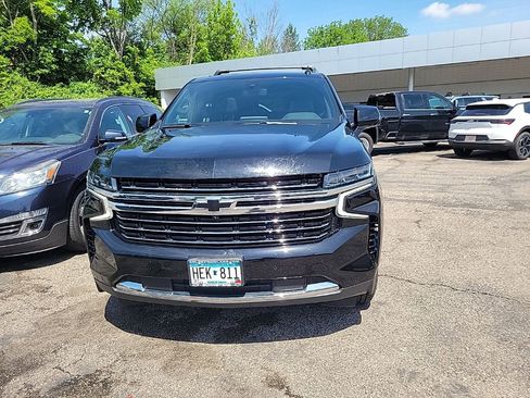 Used 2022 Chevrolet Tahoe LT w/ Luxury Package AWD/4WD image 4