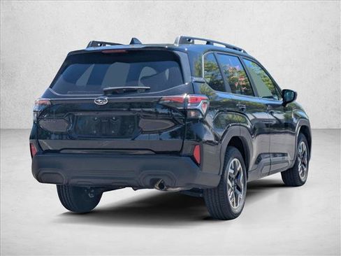 Used 2025 Subaru Forester Premium w/ Convenience Package #1 AWD/4WD image 5