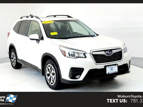 Used 2019 Subaru Forester Premium AWD/4WD image 1