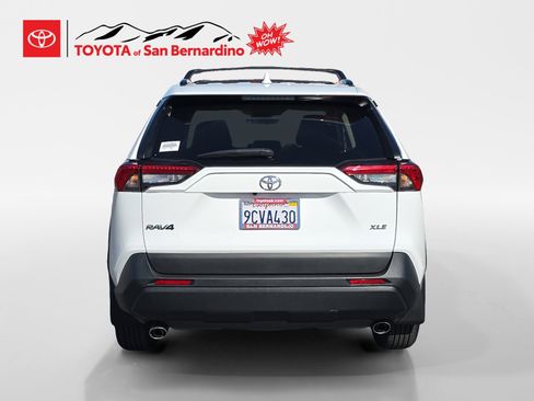 Certified 2022 Toyota RAV4 XLE image 4