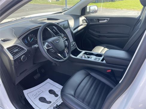 Used 2024 Ford Edge SEL w/ Convenience Package AWD/4WD image 9