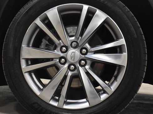 Certified 2024 Cadillac XT6 Premium Luxury w/ Technology Package AWD/4WD image 38