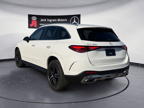 New 2026 Mercedes-Benz GLC 300 image 3