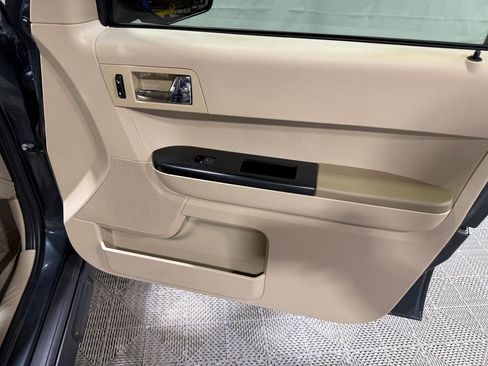 Used 2008 Ford Escape Limited AWD/4WD image 15