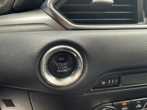 Used 2018 MAZDA CX-5 Touring image 25