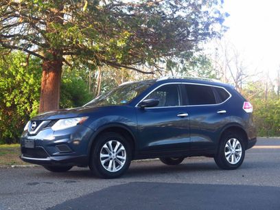 Used 2016 Nissan Rogue SV