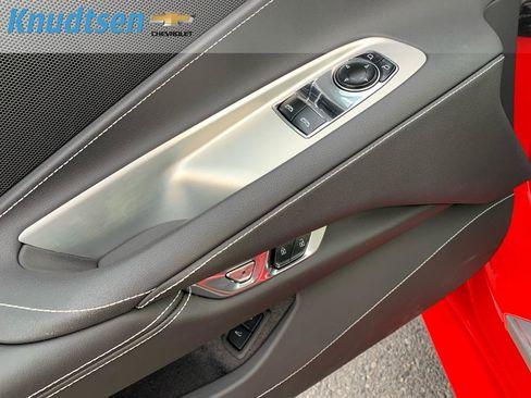 Used 2021 Chevrolet Corvette Stingray Coupe w/ Chrome Exterior Badge Package image 23