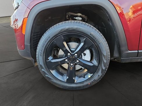 New 2025 Jeep Grand Cherokee Limited w/ Luxury Tech Group II image 14