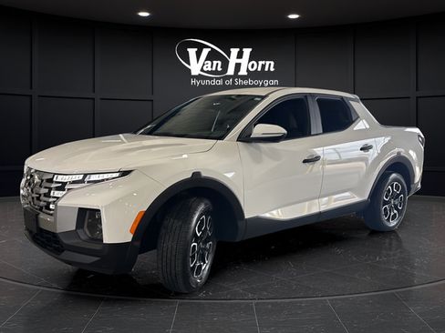 Used 2024 Hyundai Santa Cruz SEL AWD/4WD image 3