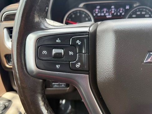 Used 2021 Chevrolet Suburban Z71 w/ Z71 Off-Road Package image 19