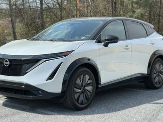 New 2025 Nissan Ariya Platinum video 2
