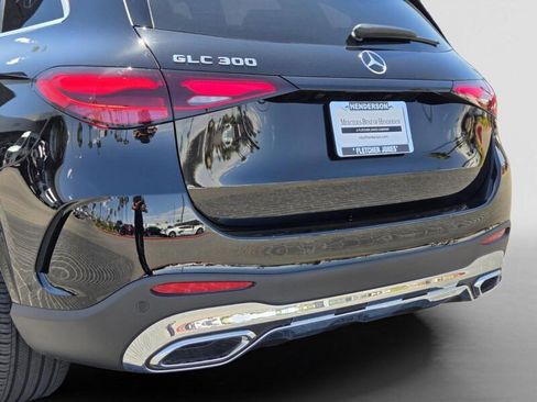 Certified 2026 Mercedes-Benz GLC 300 image 4