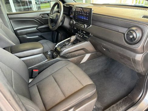 Used 2023 Chevrolet Colorado Trail Boss w/ Safety Package AWD/4WD image 23