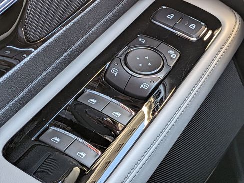 Certified 2025 Lincoln Aviator Reserve image 29