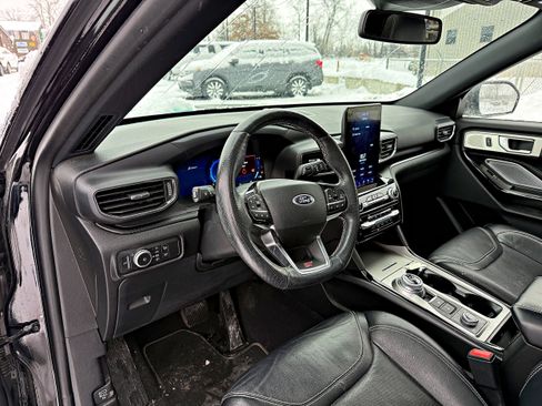 Used 2021 Ford Explorer ST w/ Equipment Group 401A image 13