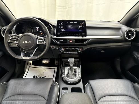 Used 2024 Kia Forte GT-Line w/ GT-Line Premium Package image 15