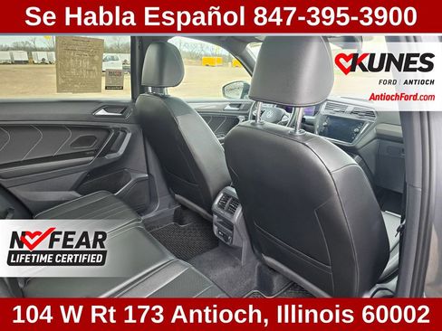 Used 2022 Volkswagen Tiguan SE R-Line image 32