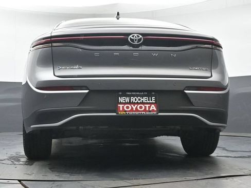 Used 2026 Toyota Crown AWD/4WD image 36