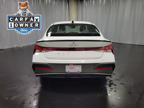 Used 2025 Hyundai Elantra Sport FWD image 7
