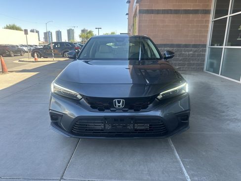 Used 2024 Honda Civic EX-L image 9