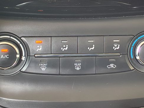 Used 2019 Nissan Sentra S FWD image 30