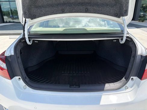 Used 2017 Honda Accord Touring image 18