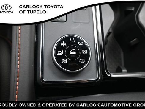 Used 2026 Nissan Pathfinder Rock Creek AWD/4WD image 40