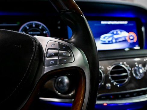 Used 2014 Mercedes-Benz S 63 AMG 4MATIC Sedan image 20